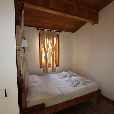 منزل للإقامة Elly's ميسوديه