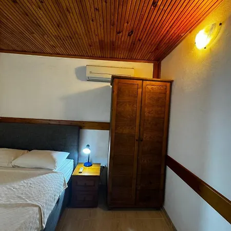 Elly's 홈스테이 메수디에