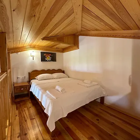 Elly's 홈스테이 메수디에